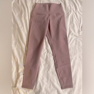 Alo 7/8 high waist airbrush leggings size Small Pale Pink